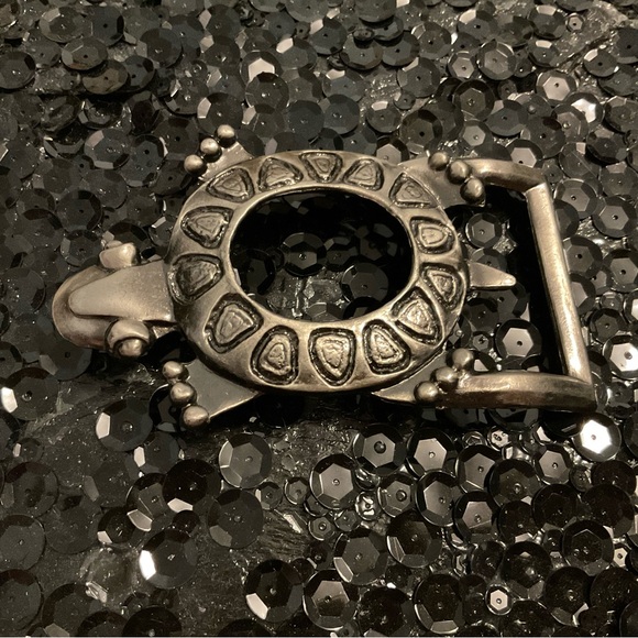 Turtle Cut Out Design Belt Buckle likely vintage possibly 1980s - Picture 1 of 7
